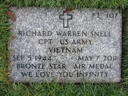 Eagle Point National Cemetery, Oregon, grave site for CPT Richard Warren Snell, deceased 2011